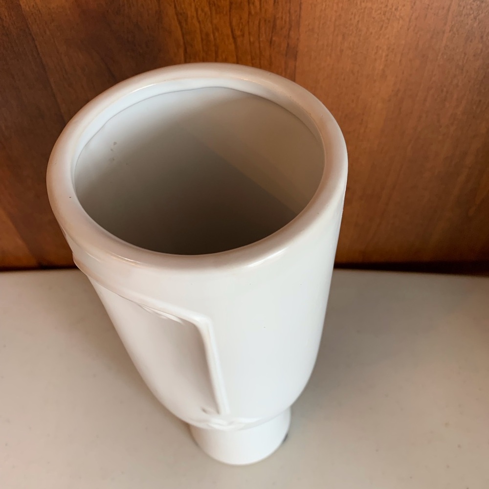 One Design Home NY 10.5” Tall White Stoneware Scandinavian Style Portrait Vase - Picture 4 of 6
